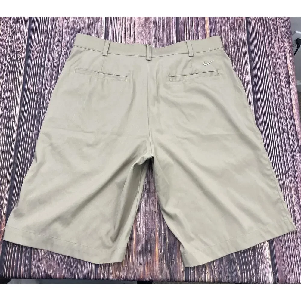 Nike Golf Tour Performance Dri-Fit Shorts Mens 32 Beige Chino Pockets
